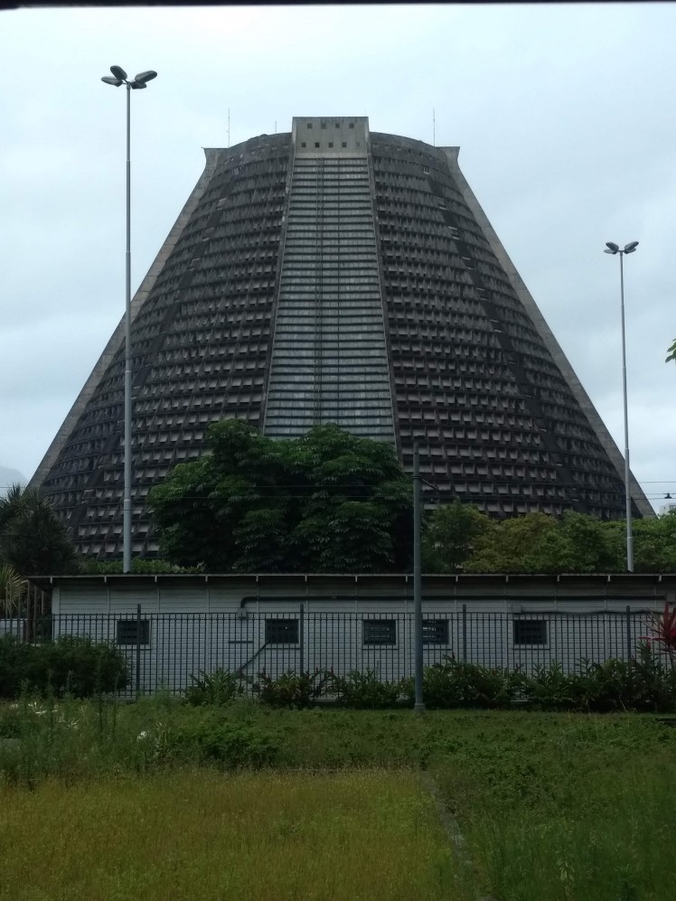 brasil-rio-de-janeiro-catedral